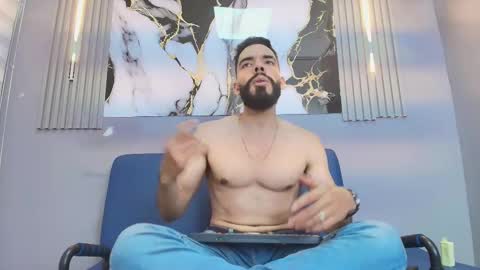 JEAN online show from February 25, 1:43 pm