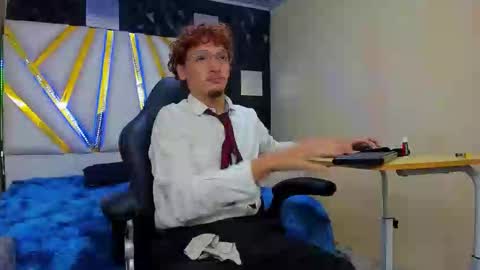 Snapshot of jean_tompson chatting on March 27, 12:27 pm Jean Rodriguez online show from March 27, 12:27 pm