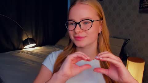 Jenny online show from October 19, 7:20 am