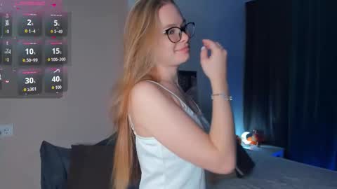 Jenny online show from December 18, 7:14 am