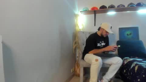 Snapshot of jeann_alex chatting on June 15, 2:36 am Jean alex online show from June 15, 2:36 am