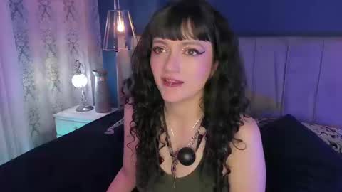 Jean online show from September 16, 7:59 pm