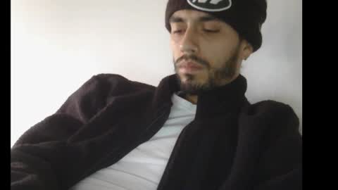 Snapshot of jeanpierbello7 chatting on November 23, 7:57 pm jean pier bello Silva online show from November 23, 7:57 pm