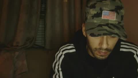 Snapshot of jeanpierbello7 chatting on December 5, 5:27 am jean pier bello Silva online show from December 5, 5:27 am