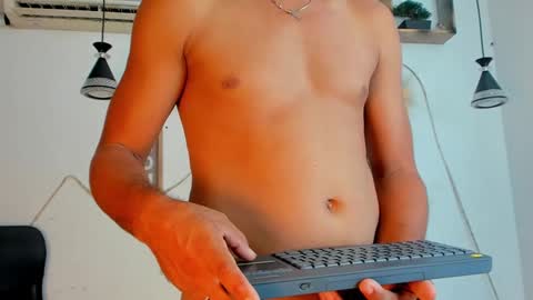 jeansue_martinez online show from September 22, 5:15 pm