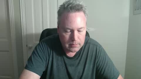 JE online show from May 6, 5:25 am