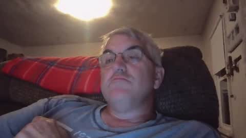 dadbody71 online show from October 13, 1:49 am