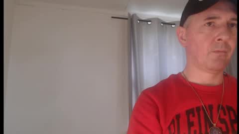 Snapshot of jed_ball chatting on October 11, 4:05 pm jed_ball online show from October 11, 4:05 pm
