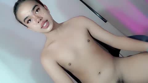 Snapshot of jedalicious chatting on November 13, 8:24 am jedalicious online show from November 13, 8:24 am