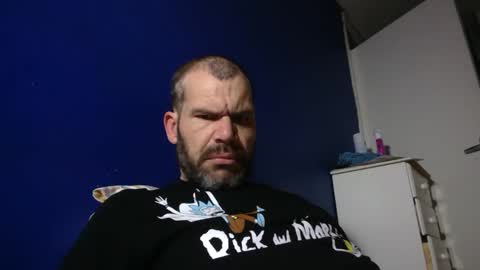 Snapshot of jediknight2 chatting on January 19, 11:32 pm Matt online show from January 19, 11:32 pm