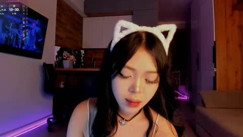 Snapshot of jee__son chatting on September 24, 3:15 pm jee__son online show from September 24, 3:15 pm