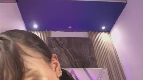 Jeen Taylor online show from October 12, 1:32 pm