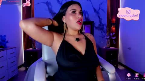 Snapshot of jeen_taylor chatting on April 19, 10:36 am Jeen Taylor online show from April 19, 10:36 am