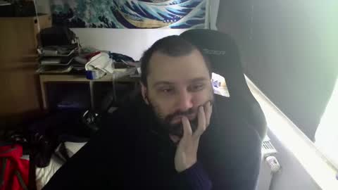 you may know me lol online show from April 3, 10:24 am