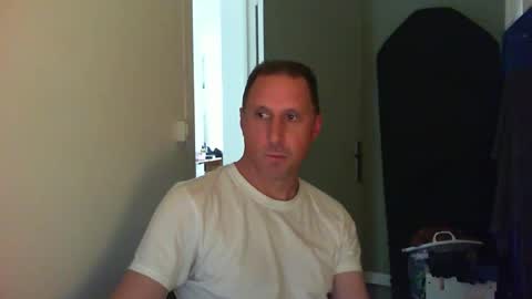 Jrme online show from April 25, 10:51 am