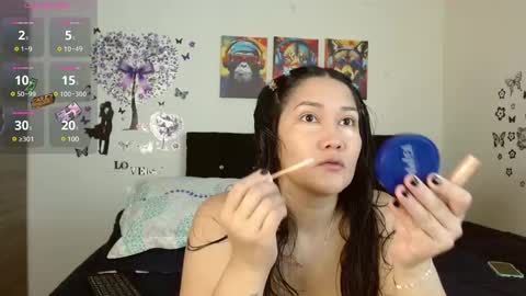 Snapshot of jeff_and_jade chatting on December 7, 11:40 am jeff and jade online show from December 7, 11:40 am