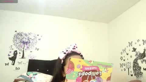 Snapshot of jeff_and_jade chatting on September 12, 11:43 am jeff and jade online show from September 12, 11:43 am