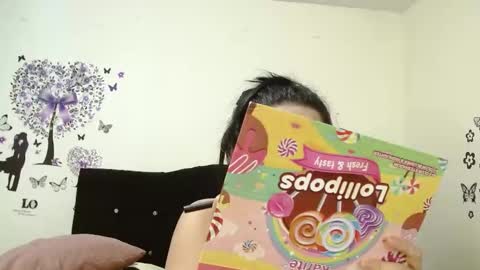 Snapshot of jeff_and_jade chatting on October 1, 11:27 am jeff and jade online show from October 1, 11:27 am