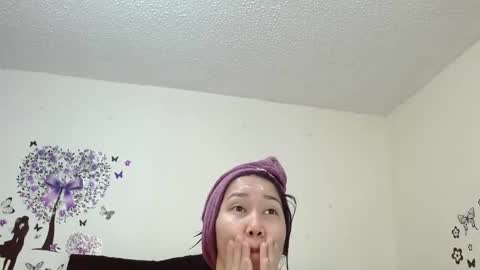 Snapshot of jeff_and_jade chatting on October 6, 10:56 am jeff and jade online show from October 6, 10:56 am