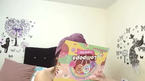 Snapshot of jeff_and_jade chatting on October 10, 11:42 am jeff and jade online show from October 10, 11:42 am