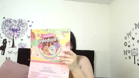 Snapshot of jeff_and_jade chatting on October 21, 11:22 am jeff and jade online show from October 21, 11:22 am