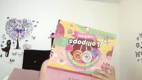 Snapshot of jeff_and_jade chatting on November 1, 11:45 am jeff and jade online show from November 1, 11:45 am