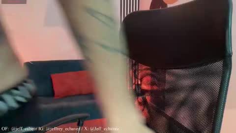 Jeff and Mugi  Independent model online show from October 15, 12:44 am