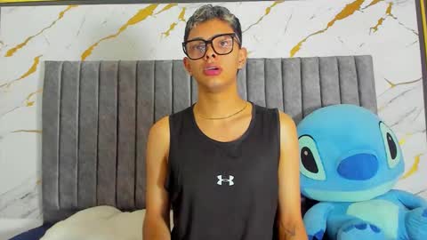 Snapshot of jeff_walker1 chatting on February 26, 8:30 pm JEFF WALKER online show from February 26, 8:30 pm