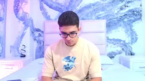 Snapshot of jeffdaltton chatting on September 19, 8:20 pm Jeff online show from September 19, 8:20 pm