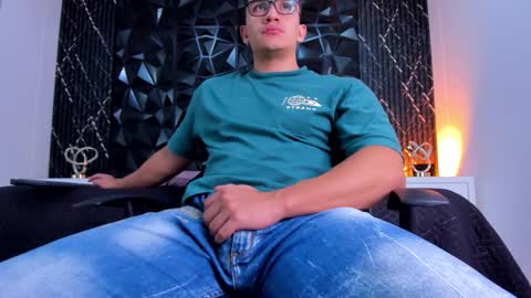 Snapshot of jeffdaltton chatting on October 20, 8:20 pm Jeff online show from October 20, 8:20 pm