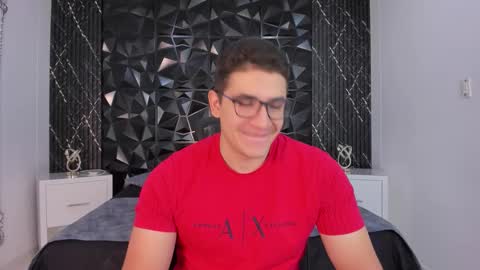 Snapshot of jeffdaltton chatting on December 14, 8:35 pm Jeff online show from December 14, 8:35 pm