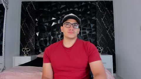 Snapshot of jeffdaltton chatting on December 22, 7:55 pm Jeff online show from December 22, 7:55 pm