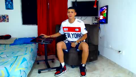 Snapshot of jeffer21_hot chatting on June 1, 4:03 am jeffer21_hot online show from June 1, 4:03 am