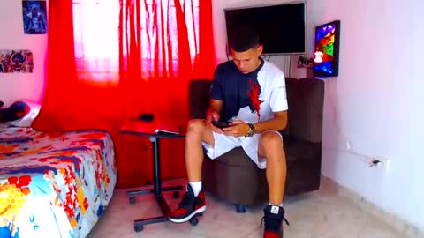 Snapshot of jeffer21_hot chatting on July 2, 6:03 pm jeffer21_hot online show from July 2, 6:03 pm