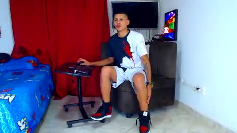 Snapshot of jeffer21_hot chatting on July 24, 3:04 am jeffer21_hot online show from July 24, 3:04 am