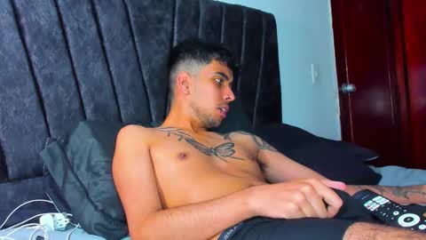 jei online show from November 11, 2:39 pm