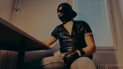 Snapshot of jeler888 chatting on June 3, 5:07 pm jeler888 online show from June 3, 5:07 pm