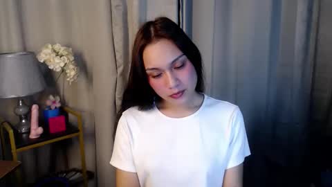 Jelian online show from November 30, 6:12 pm