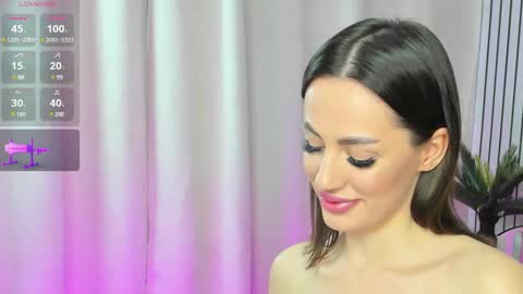 Jelisse online show from December 22, 1:22 pm