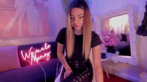 jelly__beanss online show from September 18, 7:49 pm