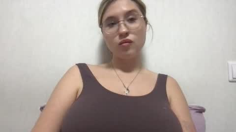 Inna  online show from November 12, 11:54 am