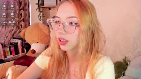 Jelly  online show from September 23, 8:01 pm