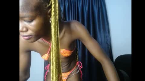 Linda online show from October 28, 5:37 pm