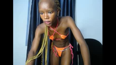 Linda online show from November 2, 5:26 pm