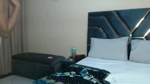 Jemmi online show from March 10, 8:56 pm