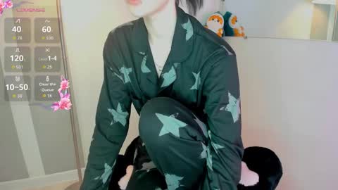 Molly online show from November 6, 11:11 am