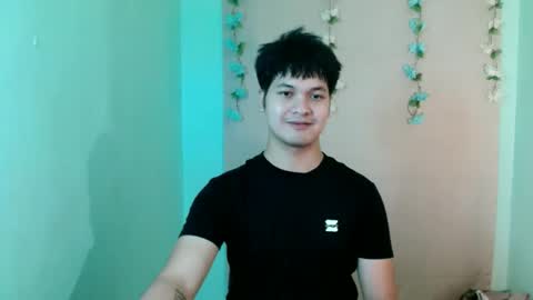 Snapshot of jeneffer_halo chatting on March 27, 12:16 pm jeneffer_halo online show from March 27, 12:16 pm