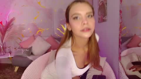 Snapshot of jeni_fire chatting on June 2, 1:24 pm jeni_fire online show from June 2, 1:24 pm
