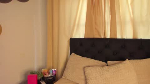 jeniferpowell_nm online show from October 7, 8:50 pm