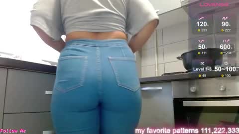 jen online show from October 15, 6:13 am